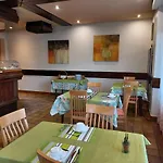Logis - Hotel Restaurant Bellevue Annecy
