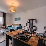 Le 305 - T3 With Garage And Beautiful Terrace