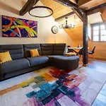 Jura Annecy Rent Lodge
