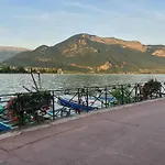 Hyper Centre Annecy Et Bord Du Lac
