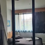 Magnifique Apt A Deux Pas Du Lac Et Pres Du Centre