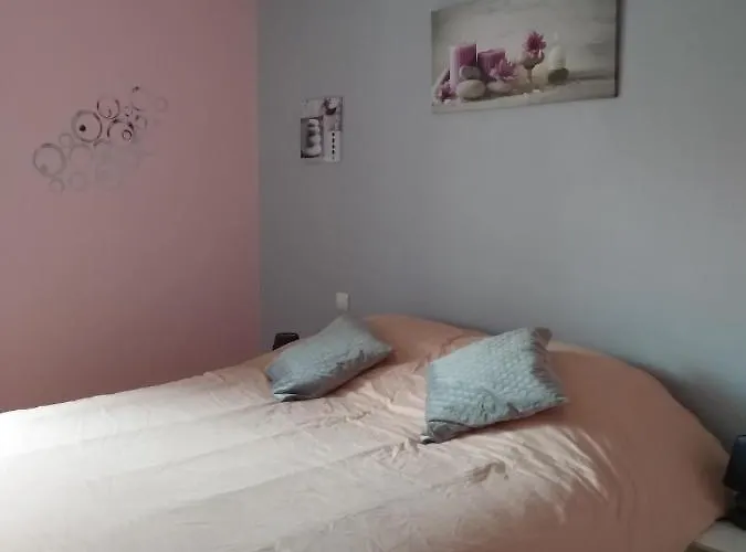 Chambre D\'Hote A 15 Minutes De La Gare Dans Appartement
