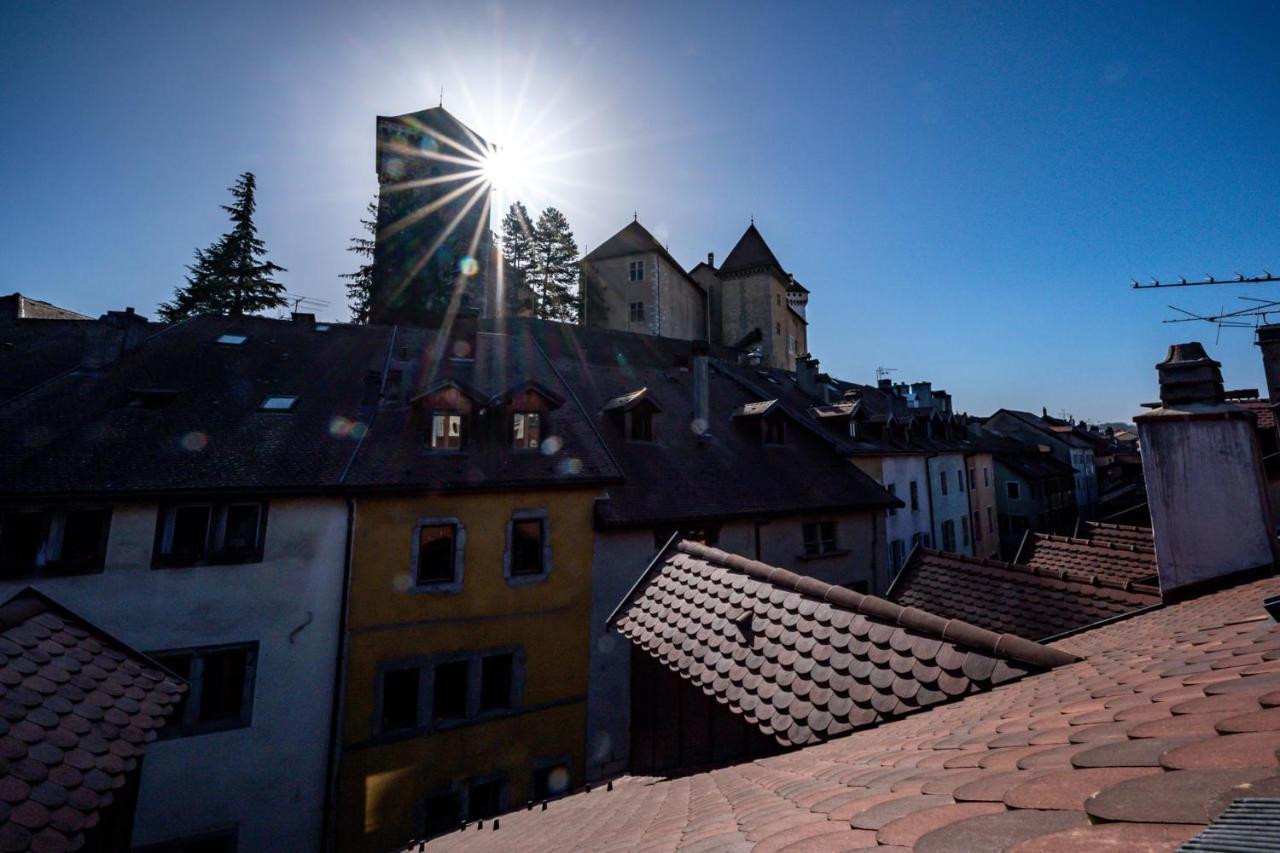 The Attic - Ideally Located In The Old Town