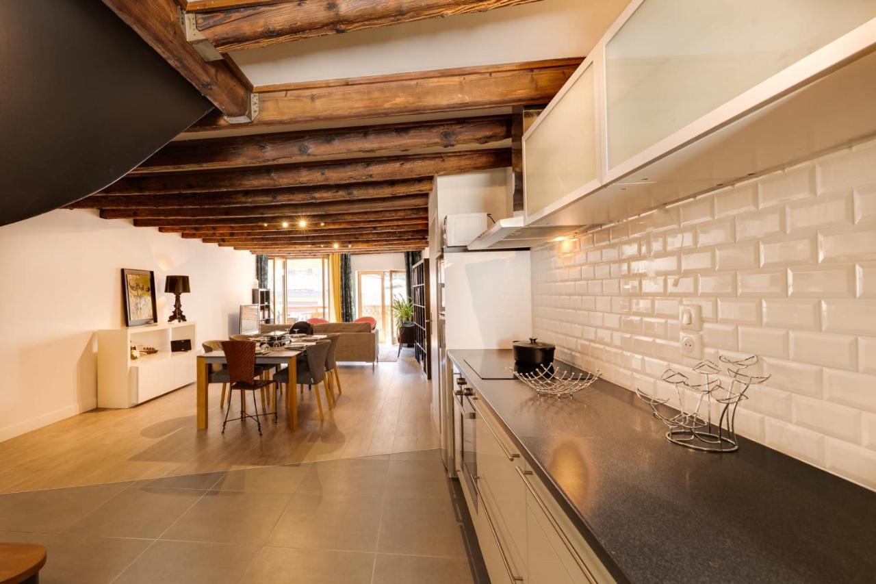 Le Balcon Du Chateau - Aprtement 75 Square Meter In The Center Annecy