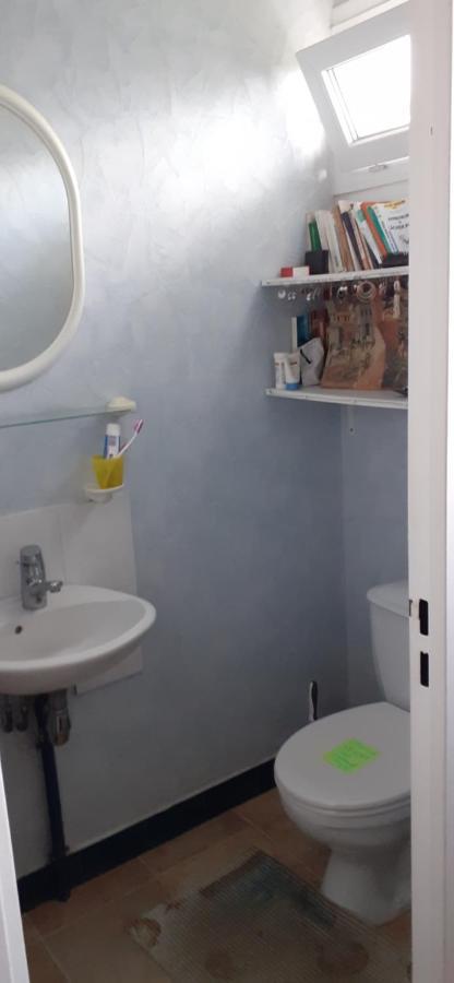 Quiet House For Non Smokers Homestay