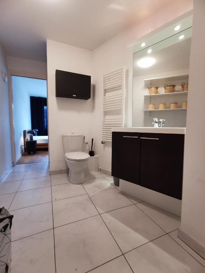 Apartment Cote Gare - Gare - Centre-ville - Parking - Netflix - Wifi - Disney+ - Terrasse
