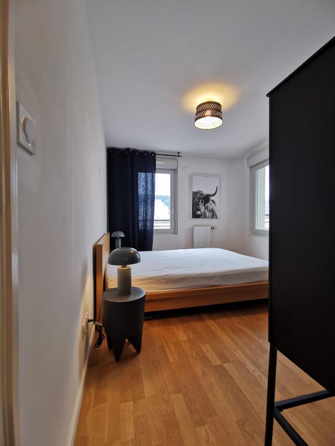 Cote Gare - Gare - Centre-ville - Parking - Netflix - Wifi - Disney+ - Terrasse Apartment