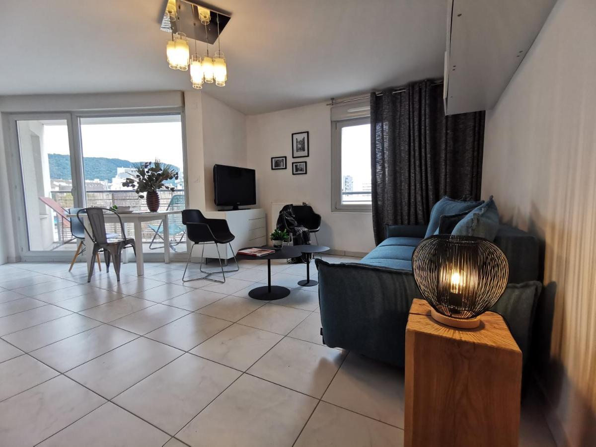 Cote Gare - Gare - Centre-ville - Parking - Netflix - Wifi - Disney+ - Terrasse * Annecy