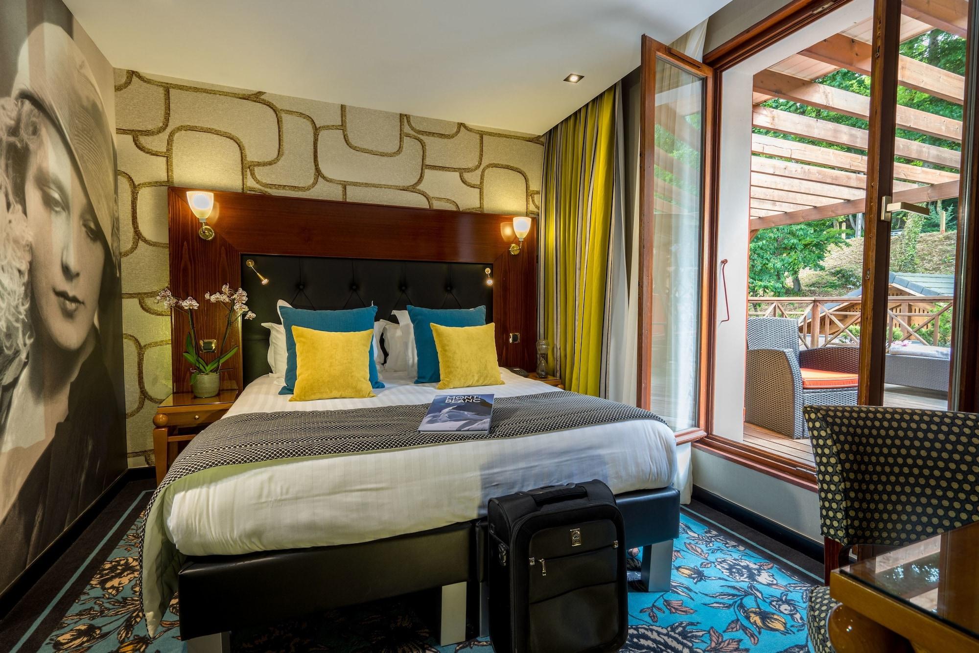 Les Trésoms Lake&spa Hotel 4*