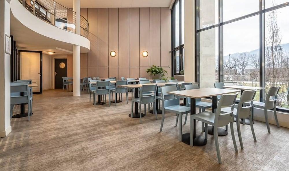 Comfort Les Hauts D'annecy Hotel