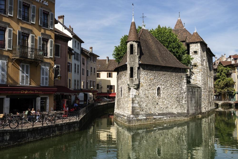 Greet Hotel Annecy Cran-Gevrier By Accor Hotel Annecy
