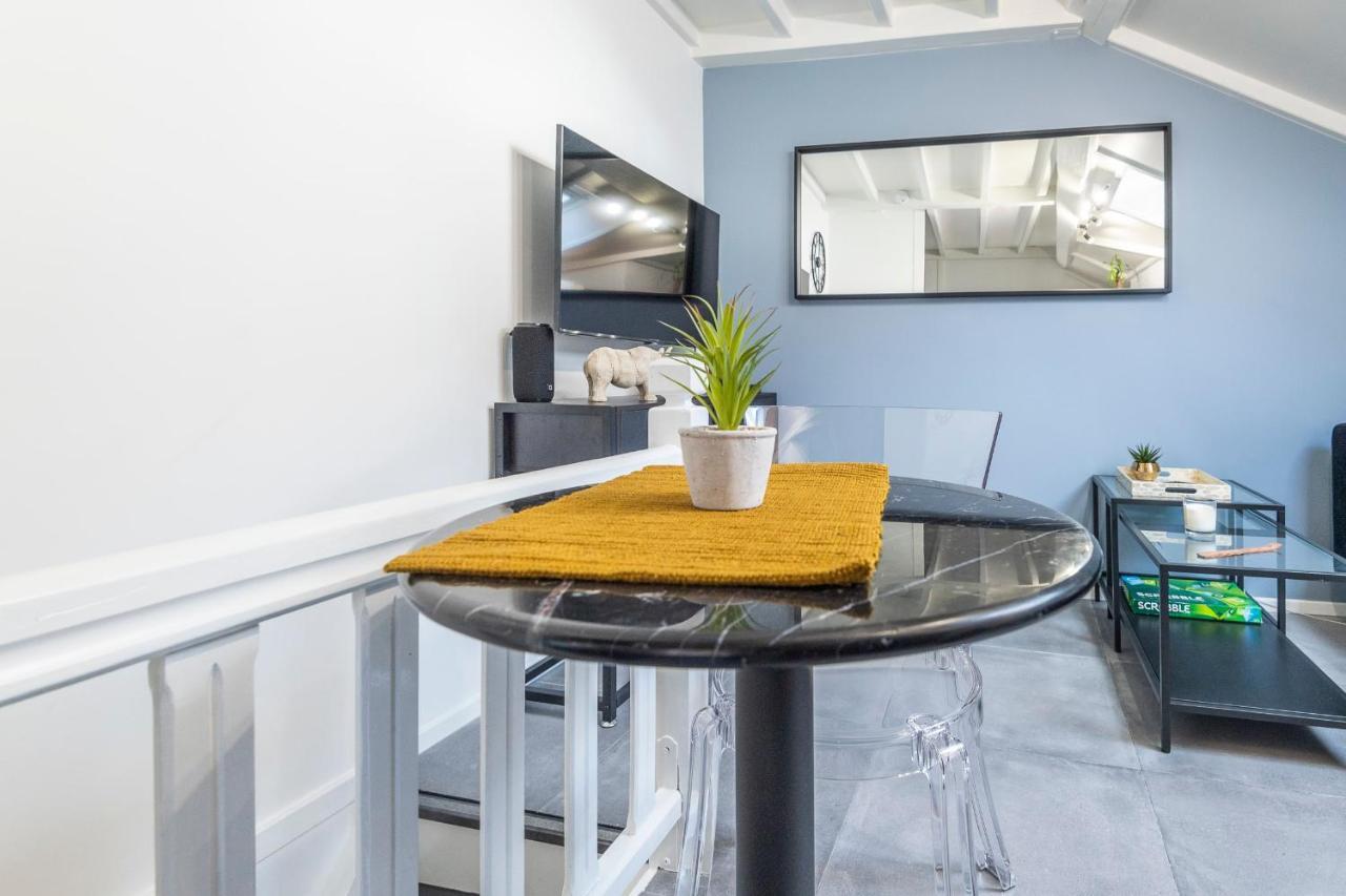 Nice T2 In The Heart Of The Old Town Of Near The Lake Apartment *