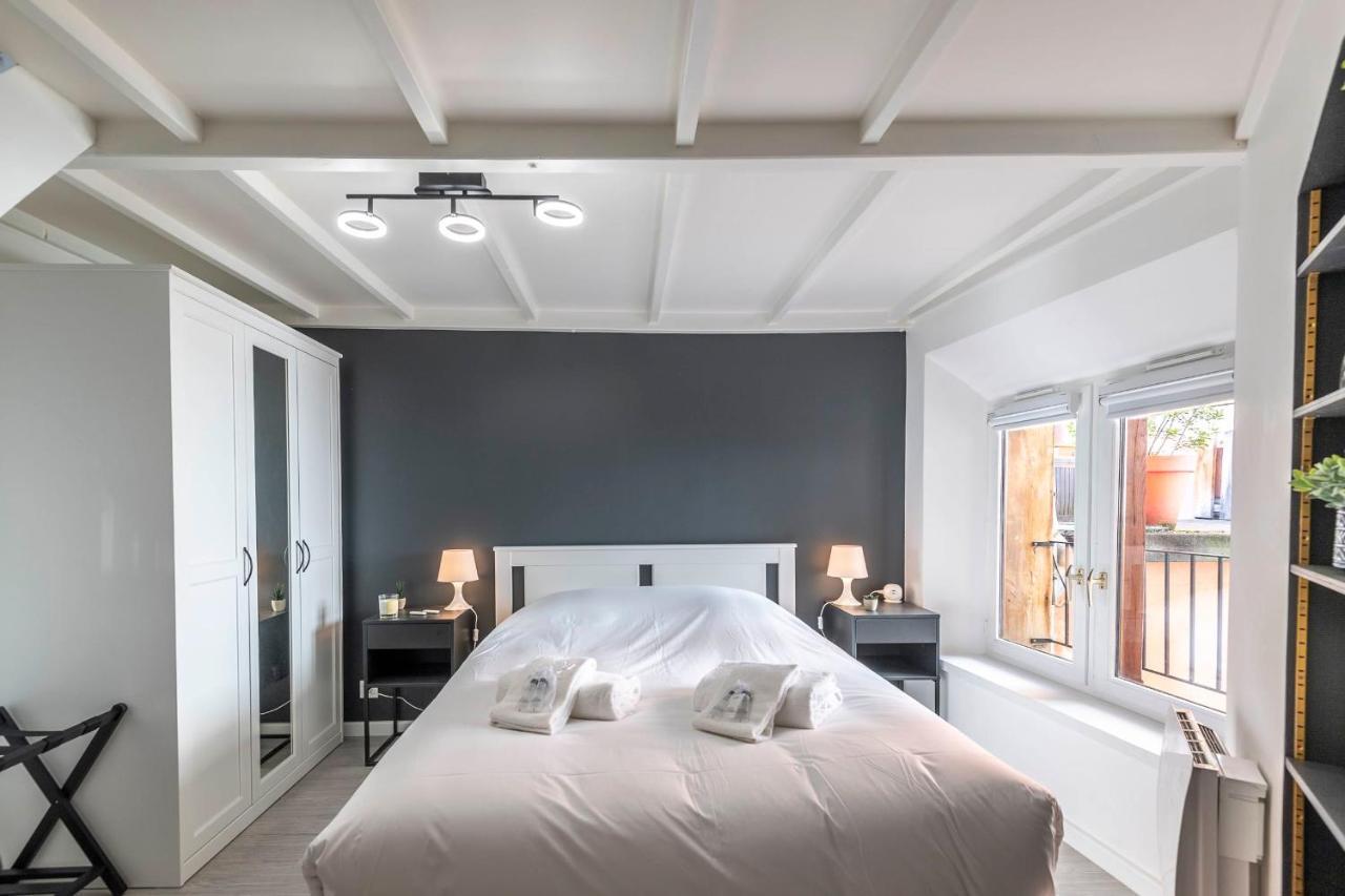 Nice T2 In The Heart Of The Old Town Of Near The Lake Apartment