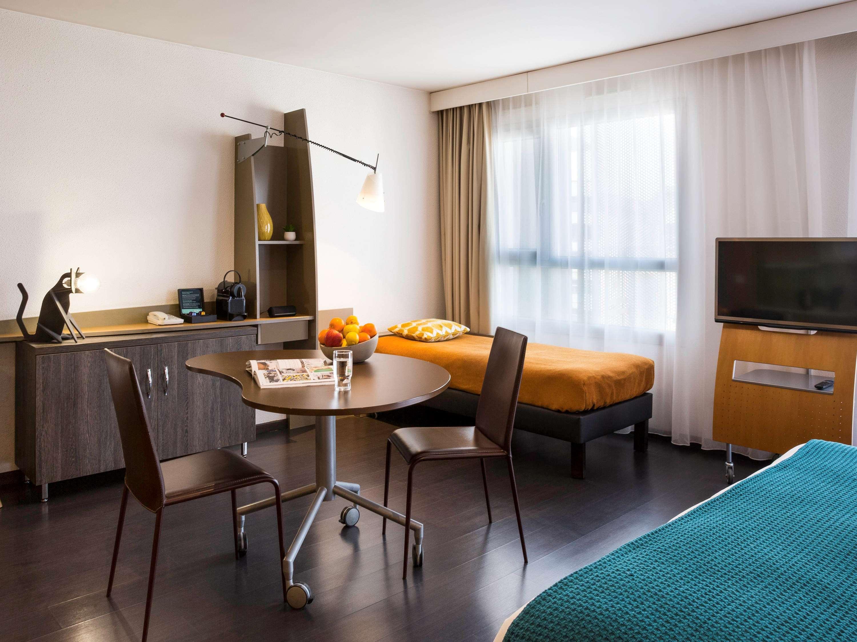 Adagio Centre Aparthotel 4*