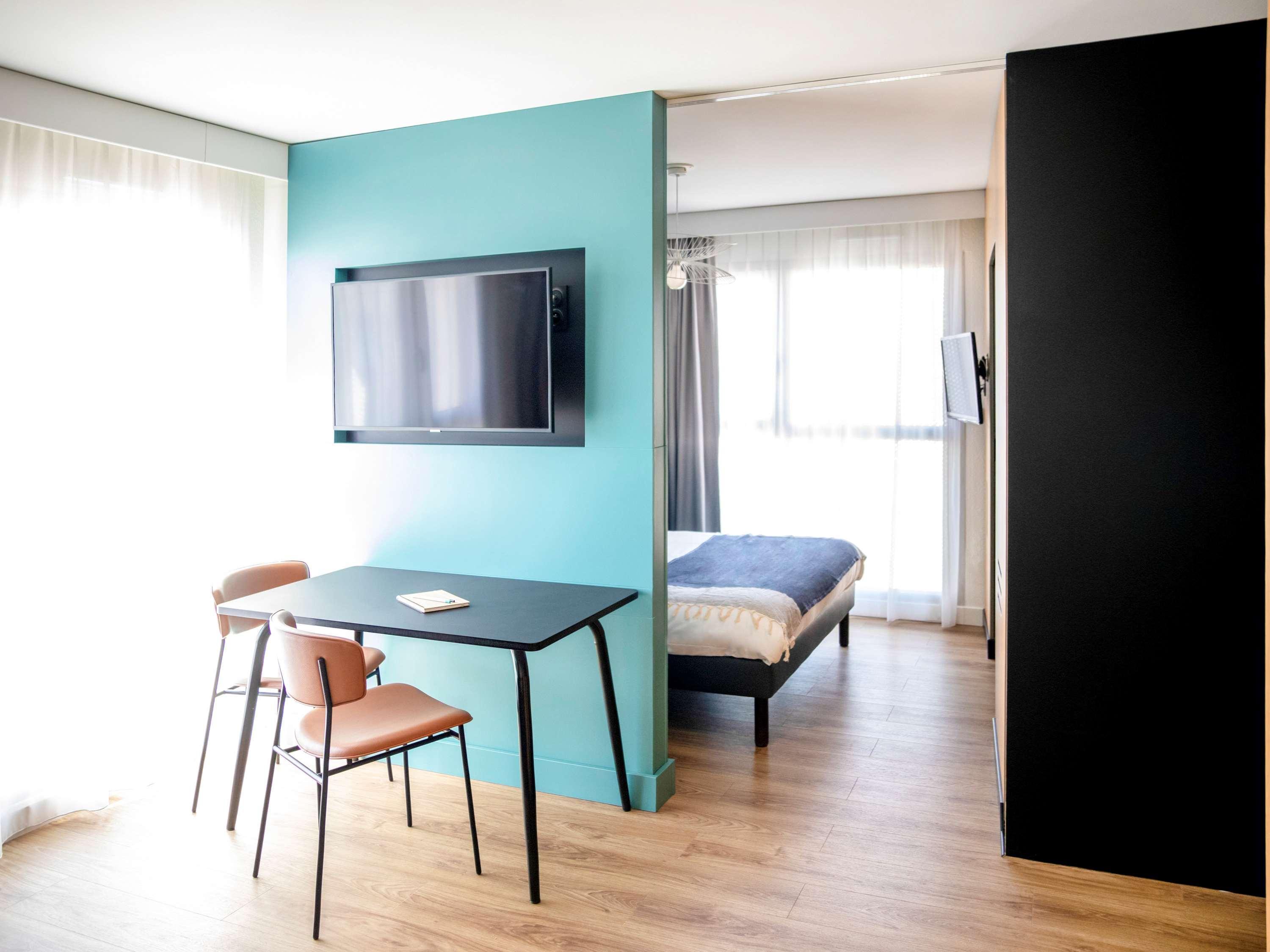 Adagio Centre 4*