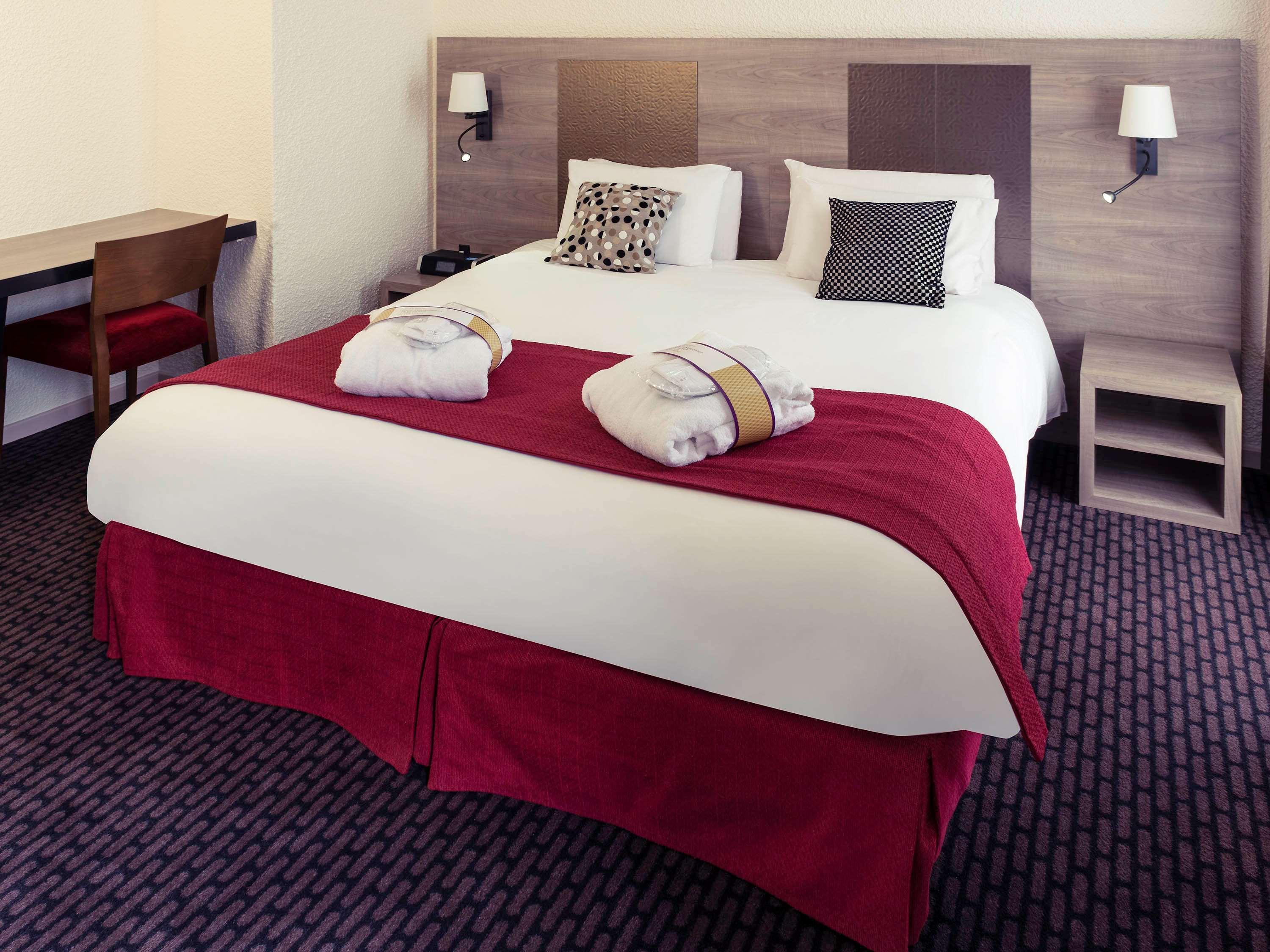 Mercure Centre Hotel 4*