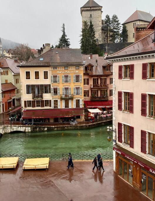 Le Roseau - En Plein Coeur Historique Apartment *
