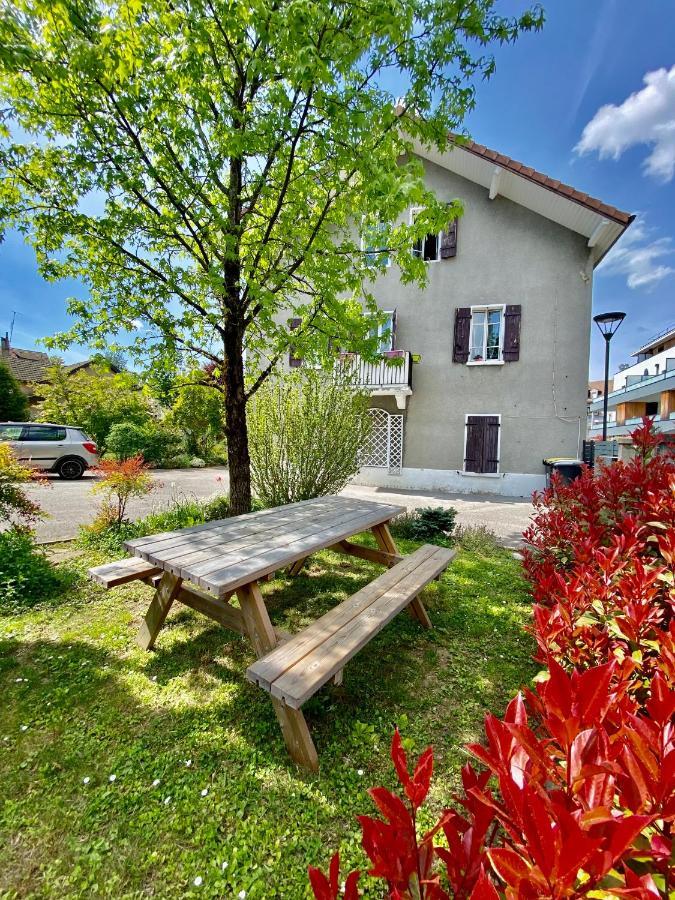Apartment Un Peu Pres Des Etoiles Annecy