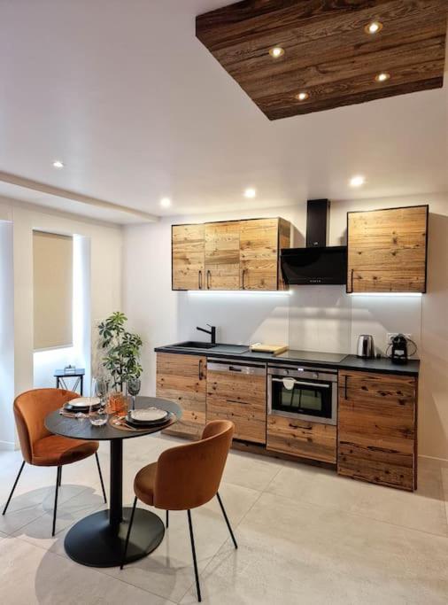 Le Enecy - - Coeur Vieille Apartment Annecy