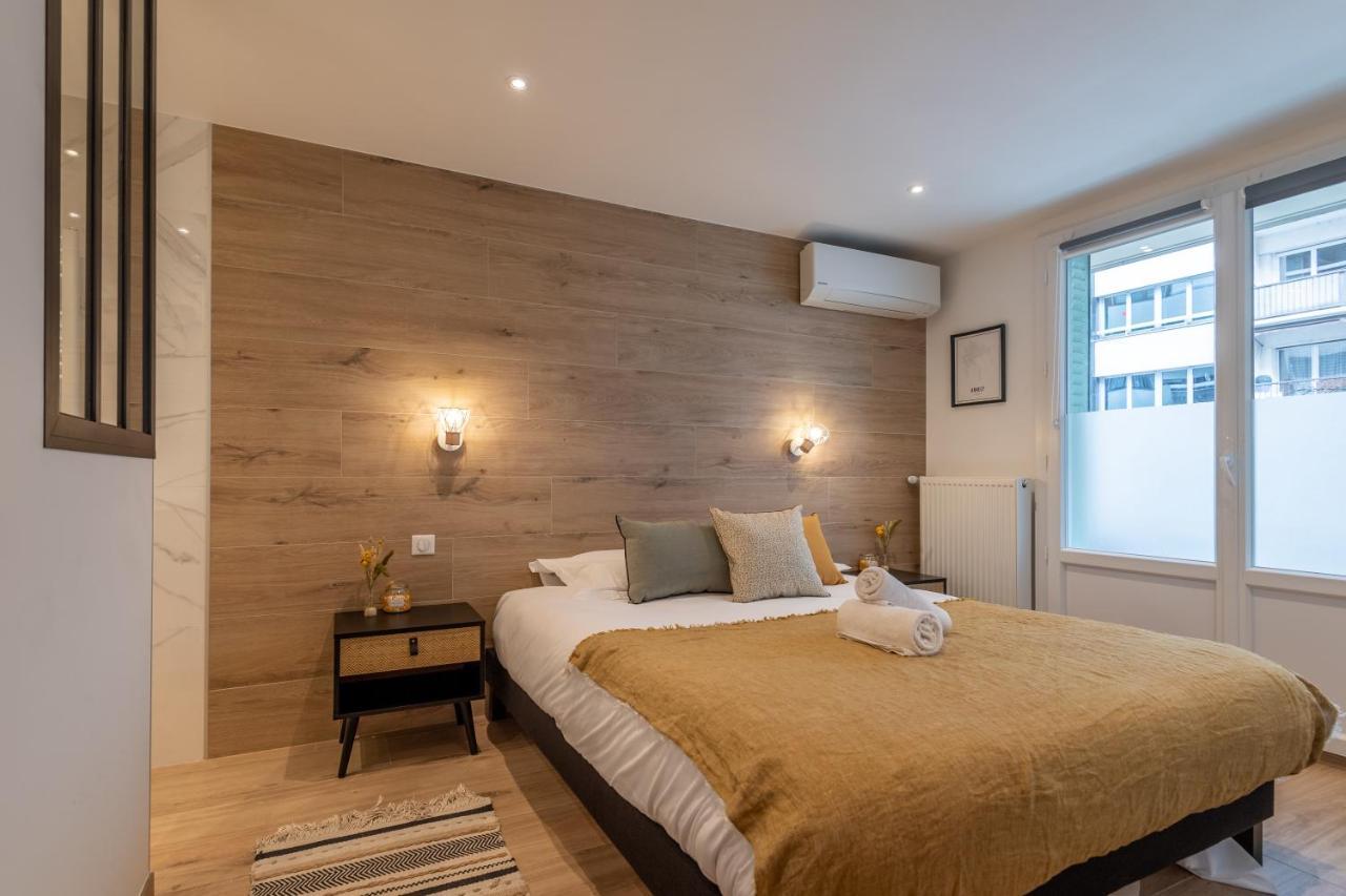 7 Rhone Super T2 Renove Avec Place De Parking Privee Annecy