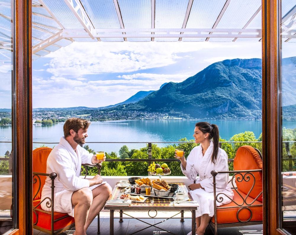 Les Trésoms Lake&spa 4* Annecy