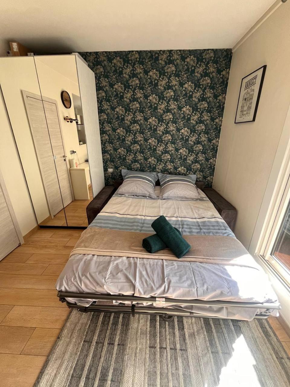 Studio Moderne, 10min A Pied Gare D'annecy Apartment *