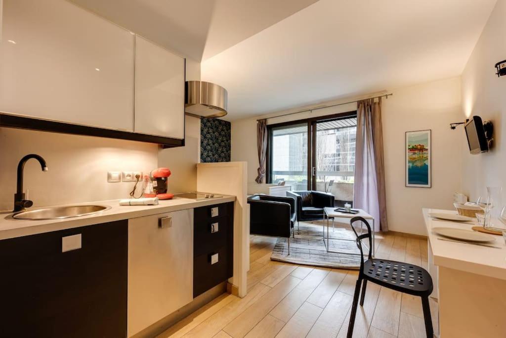 Studio Moderne, 10min A Pied Gare D'annecy Annecy