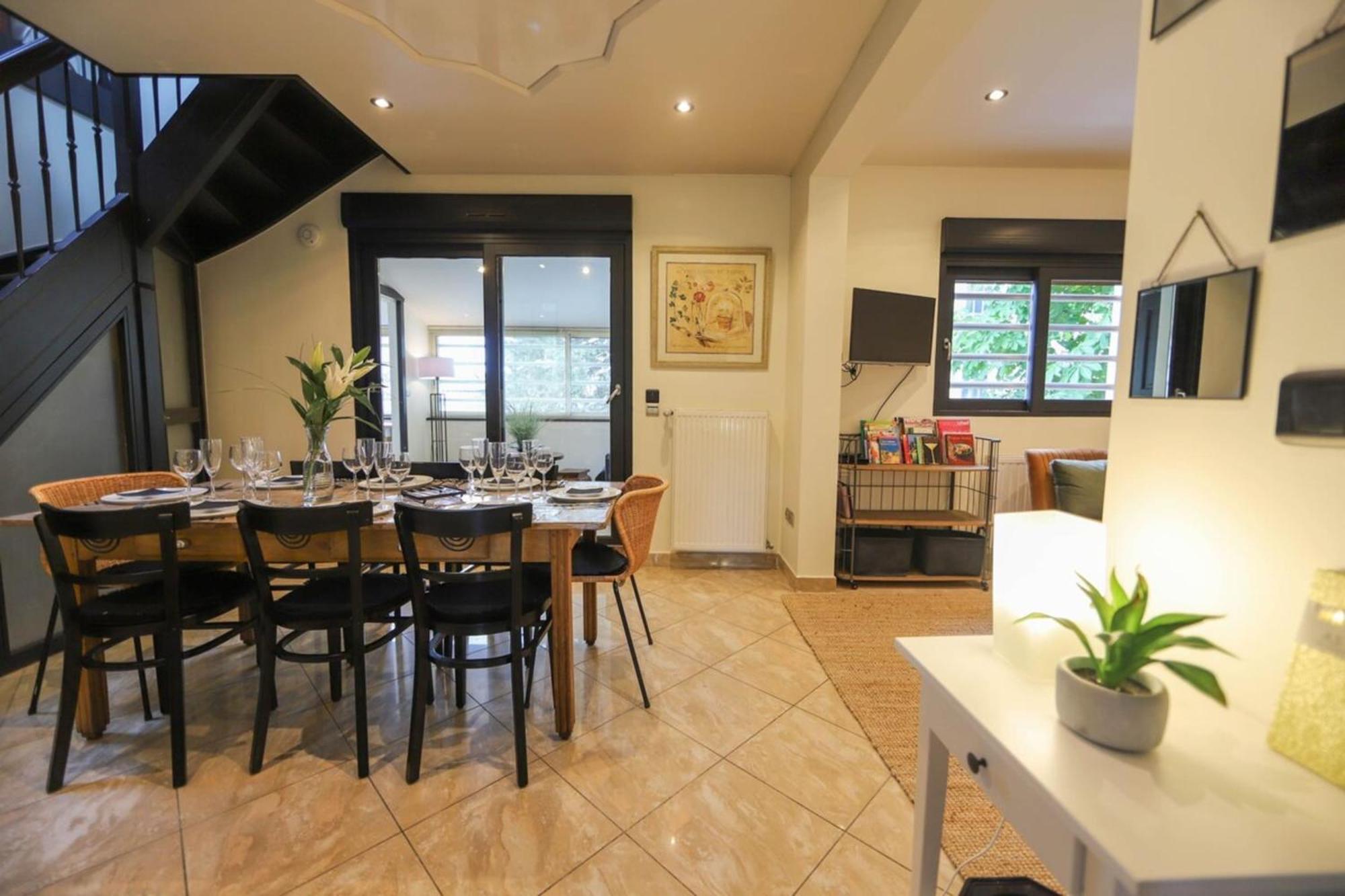 Chez Maminou - 8 Couchages Parking Proche Centre * Annecy