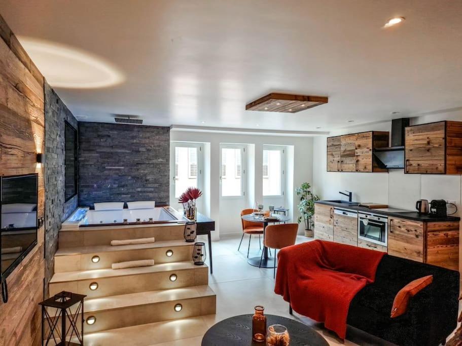 Le Enecy - - Coeur Vieille Apartment