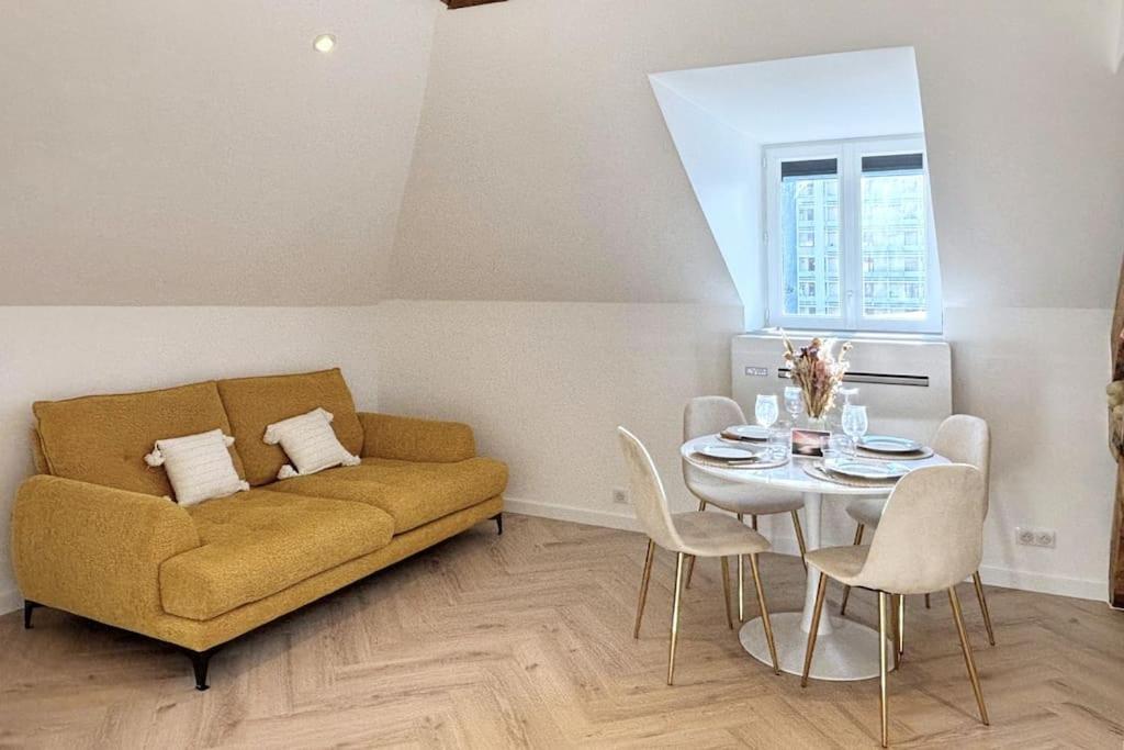 Apartment Le Serenite, T2 Hyper Centre, Calme Et Cosy Annecy