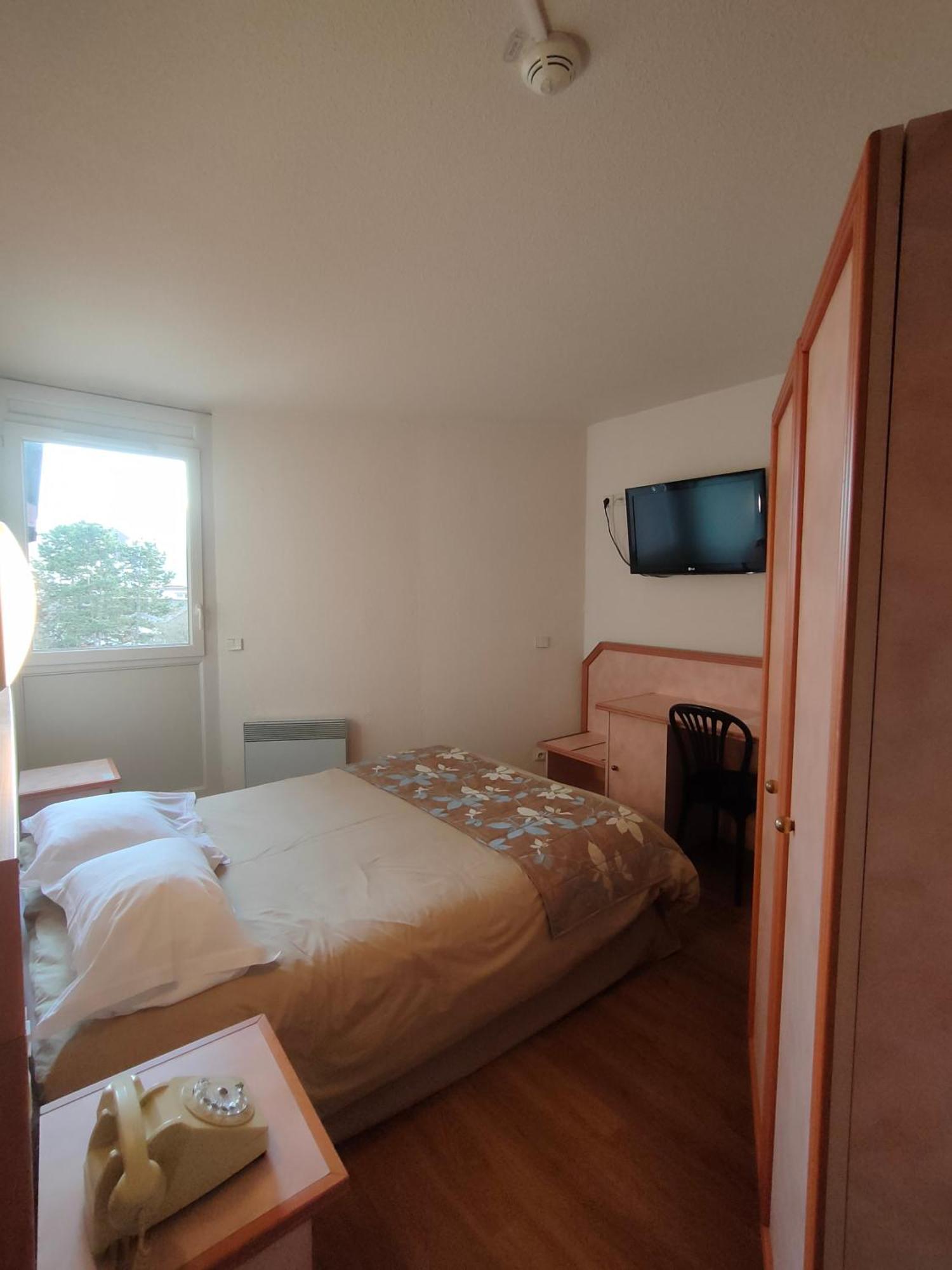 Hotel Novel Restaurant La Mamma Annecy