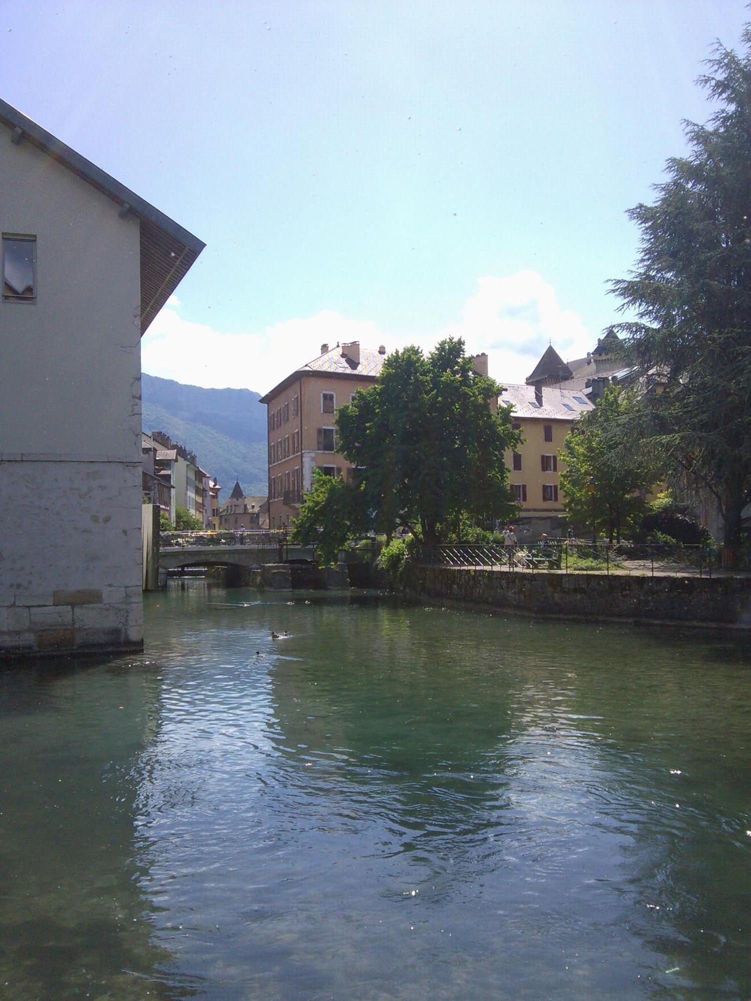 Apartment Au Calme En Vieille - Proche Lac - Ambiance Esprit Brocante *