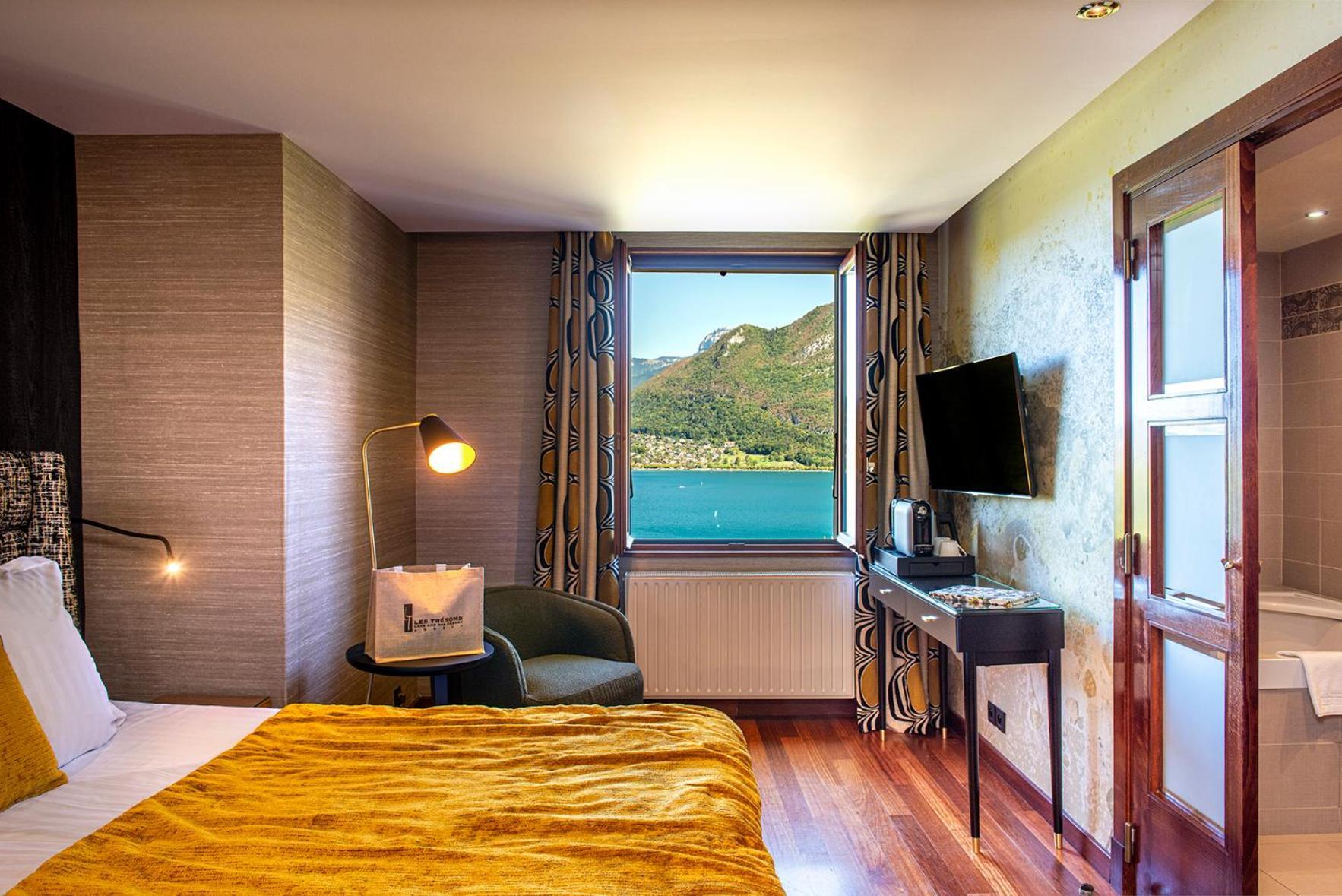 Les Trésoms Lake&spa