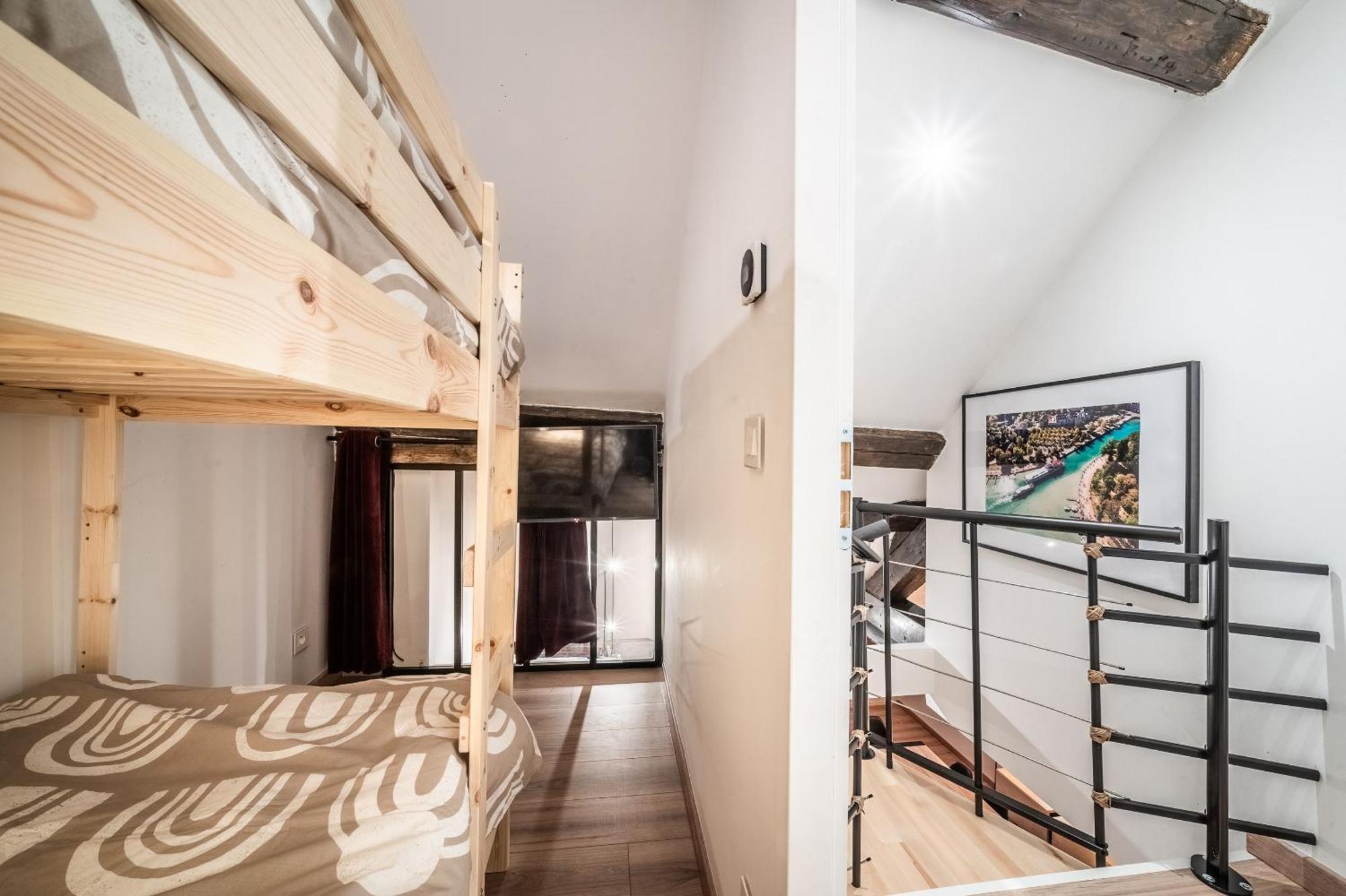 Coeur Vieille Apartment Annecy