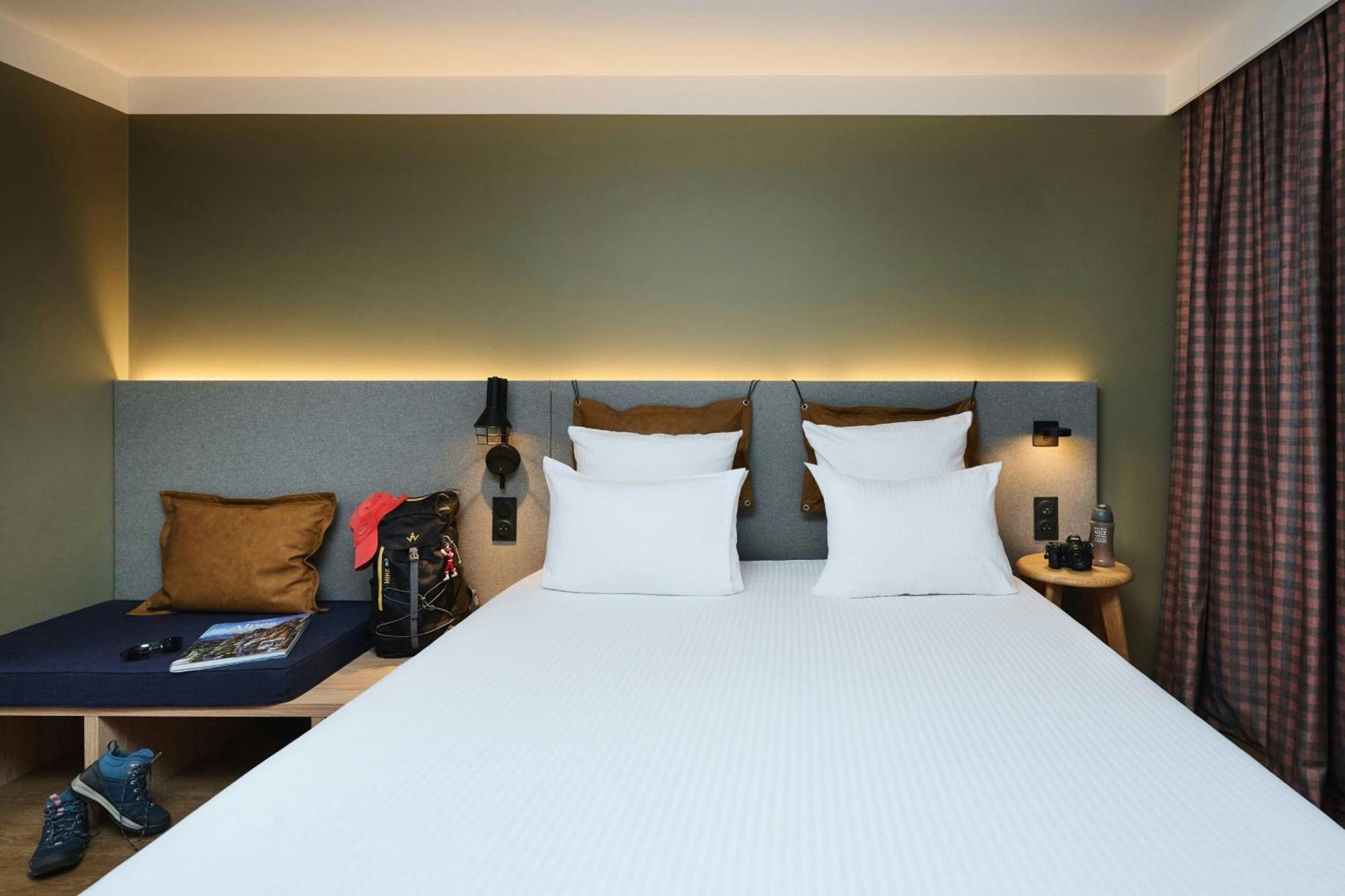 Western International Hotel Annecy