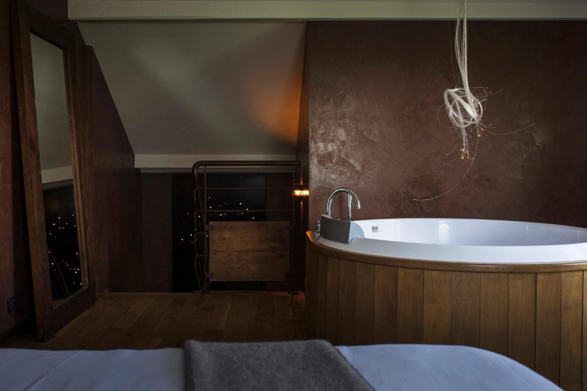 Hotel Le Clos Des Sens 5*