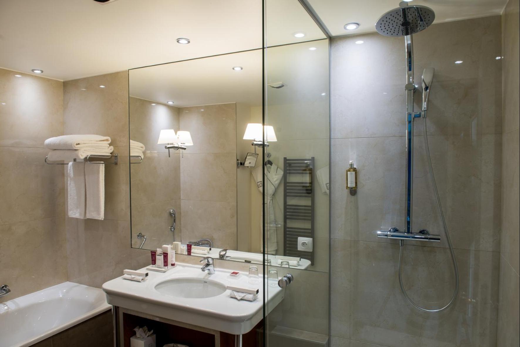 Hotel Impérial Palace 4*
