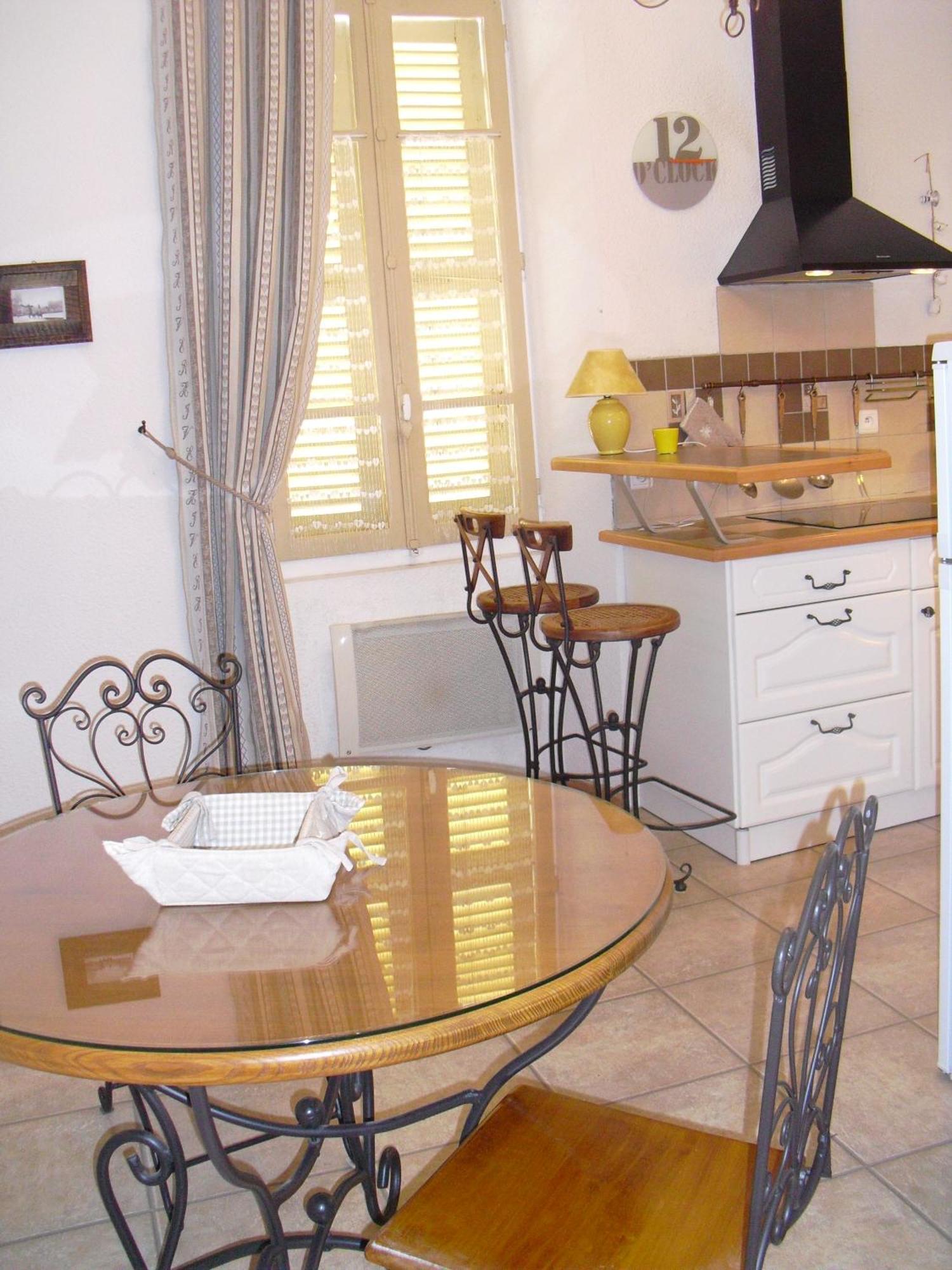 Annecy Coquet Meuble T2 -2 Velos, Prox Lac-Veille Ville- Gare * Annecy