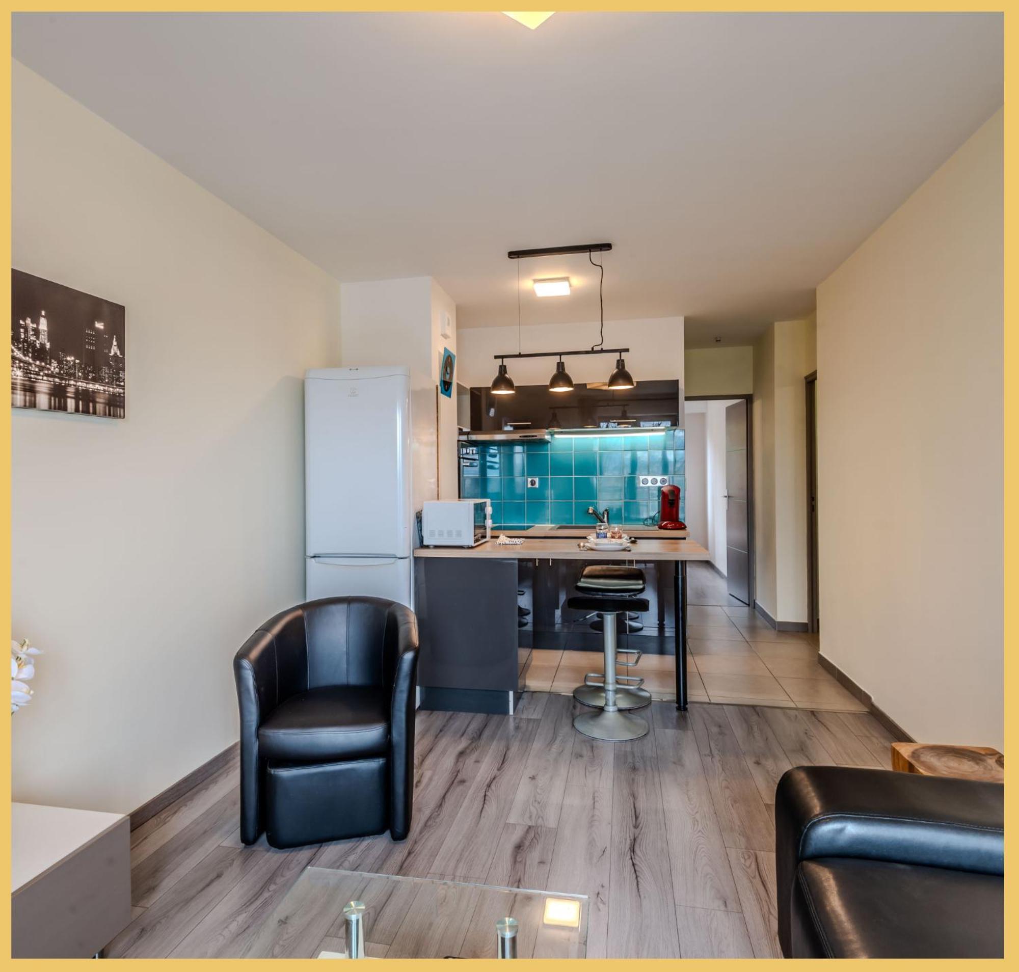 Apartment Chez Dams I T2 I *
