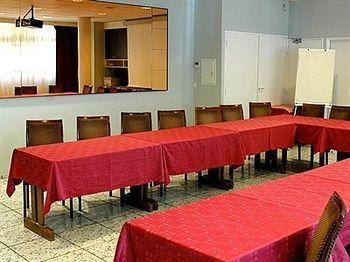 Hotel Novel Restaurant La Mamma Annecy
