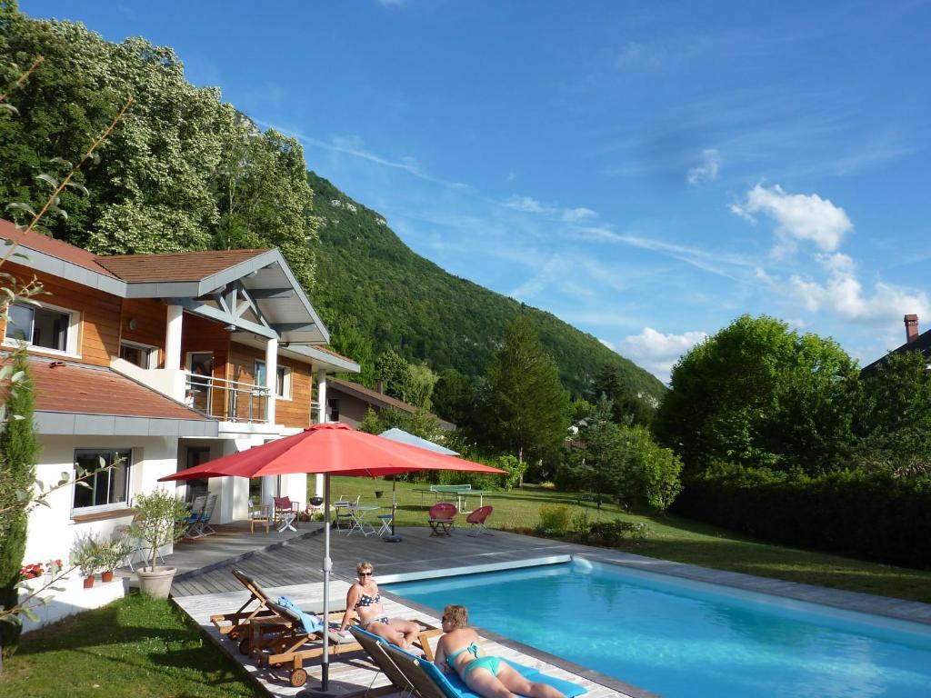 Maison D'hotes L'instant T Bed & Breakfast *