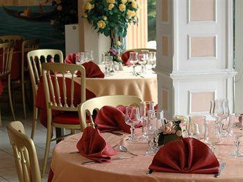 Novel Restaurant La Mamma Annecy