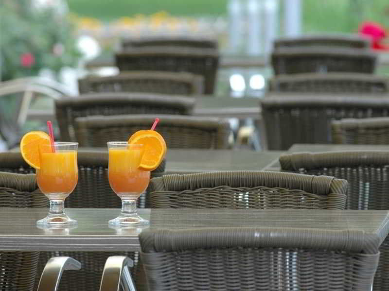 Novel Restaurant La Mamma 3*