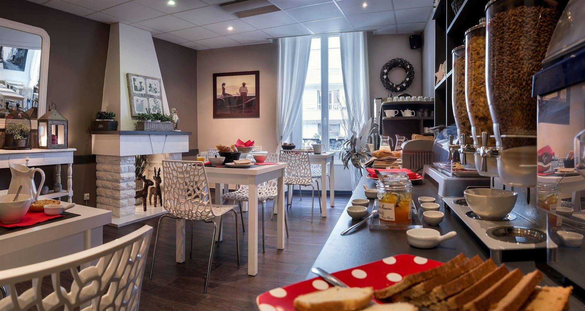 Des Alpes Hotel 2*