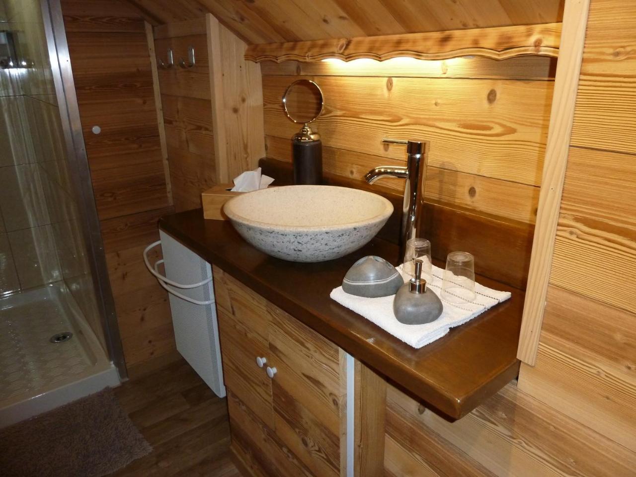 Le Piou Bed & Breakfast *