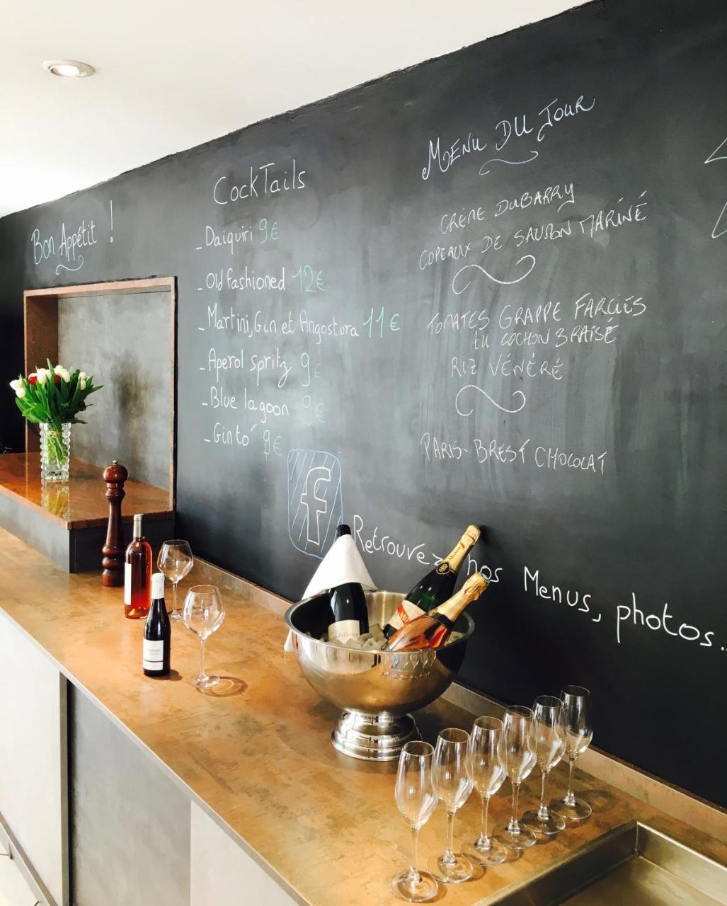 Novel Restaurant La Mamma 3*