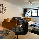 Le Royal 4 - Appartement pour 4 personnes au centre ville