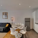 Le Chevene - 2 Or 4 Person Apartment With Balcony In Annecy Centre