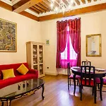 Le Royal Lodge A 500M Du Lac Rue Du Paquier