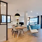 Les Sorbiers - Apartment 2 Bedrooms Top Floor - Parking & Terrace